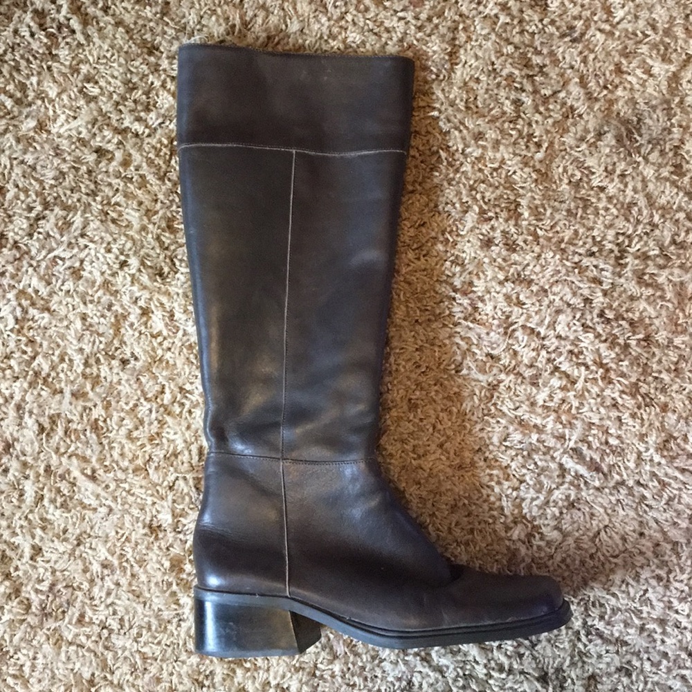 Brown boots